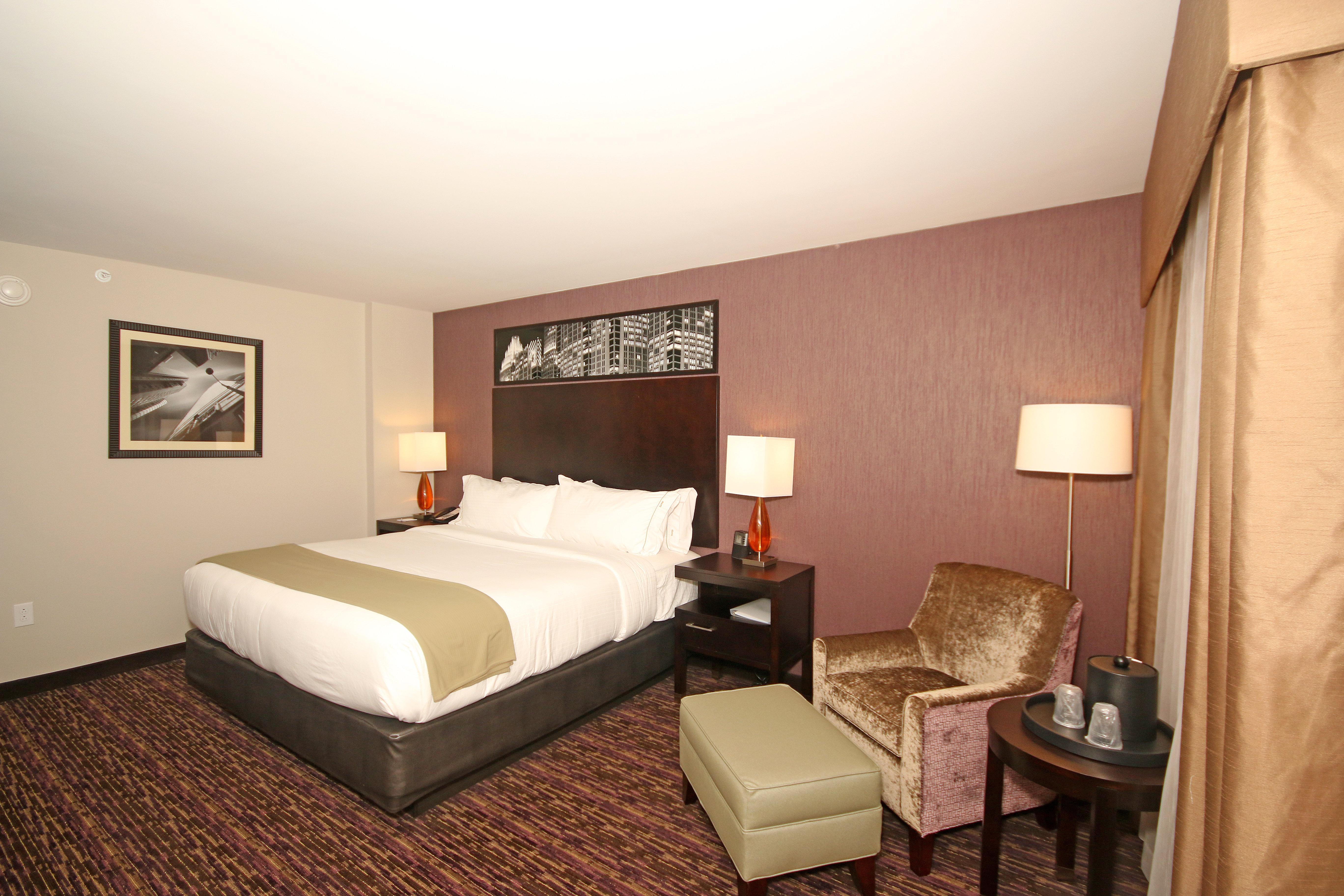 Holiday Inn Express & Suites Charlotte North, An Ihg Hotel Zewnętrze zdjęcie